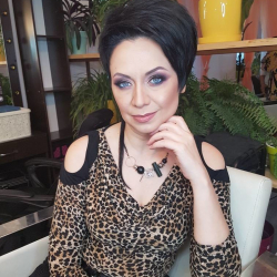 Порно-жылдызы Шипулинанын тарапташы Евгения кысым көрсөтө баштады!