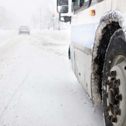 Казакстанда дагы бир автобус тоңуп калды!