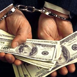 УКМК: Ири көлөмдө бажычыга пара сунуш кылган 4 чет өлкөлүк жаран кармалды