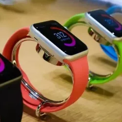 35 Apple Watch везла контрабандой казахстанка из Китая