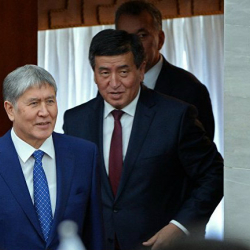 Сабыр Муканбетов: "Экс президент жумуштан кеткени менен Кыргызстандын саясатын калчагысы келип турганы налицо!"