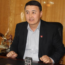 Биринчи вице-мэр Аскаровду айдоочусу терс каарманга айлантты...