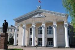 КУУда жаңжал: профессор менен доцент "мушташты"