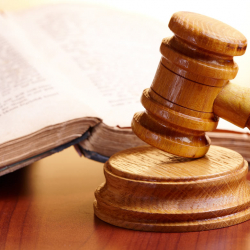  Өзгөн райондук соту кыздын өгөй атасын күнөөлүү деп таап, 15 жылга эркинен ажыраткан