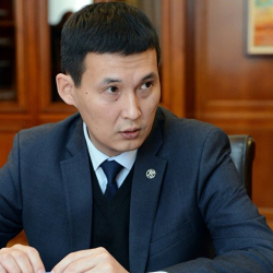 “Бок мурун” Алмазбек Курманалиев президентке өзү каршы чыктыбы же шефтери мажбурладыбы