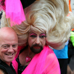  ВИДЕО - Кандай аялдар “гей” төрөйт? – Имамдын жообу...