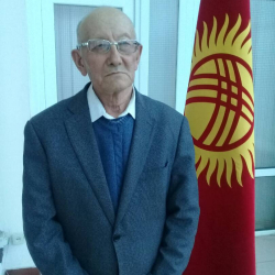 Жеңишбек Жумалиев: “Роза Отунбаева, белгилүү кыргыз жазуучуну еврейлердин уюмуна кошкон”