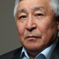 Кубатбек Байболов, коомдук ишмер: “Отуз жылдан бери жүздөгөн комиссия ойдогудай чечим чыгарбады”