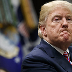 СМИ: Трампу советовали не поздравлять Путина, но он не послушал