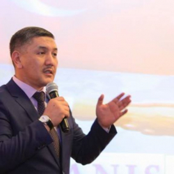 Зулпукаров: Кытай Компартиясынан жардам келген эмес