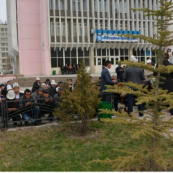 Данияр Ашыралиев, Апрель баатыры: “Кыргызстанга эч кандай митинг, ызы-чуунун кереги жок” 