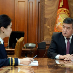 Президент Сооронбай Жээнбеков Башкы прокурор Индира Жолдубаеваны кабыл алды