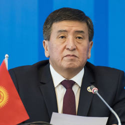 Соке, көчтү улаган болбойт, ал эчак карыган, опурталдуу!