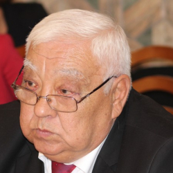 Ногойбаев анчалык кыйын болсо вагондордун ичине кирип “чыча” берсин