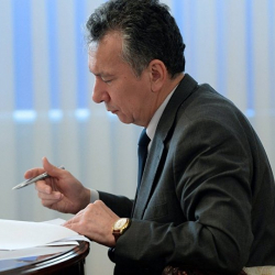 Коррупцияга каршы күрөш Фарид Ниязовго жетеби?