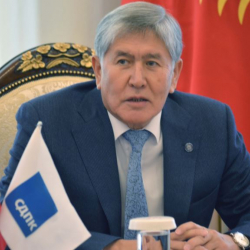 Атамбаевди сатпаган үч эле депутат калдыбы? 