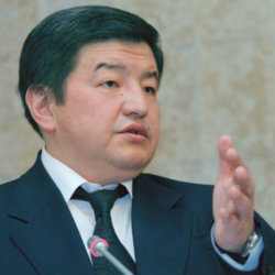 ШОК: Акылбек Жапаров Кыргызстандын Кытайга болгон карызынан кооптонууда
