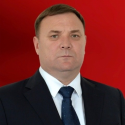 Болот Сүйүмбаев кызматтан тебилди