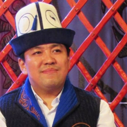 Болгонбаев КТРК жетекчисине ишеним көрсөтпөсүн жарыялады