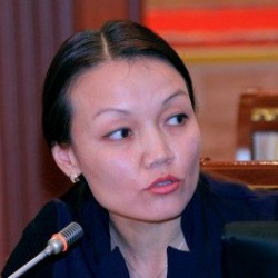 Динара Молдошева кайрадан “сахнада”