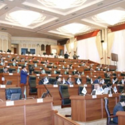 Парламентке “сойкулар” топтолду беле?