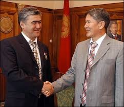 Атамбаев, учкучту жөн жеринен каралаган тура...