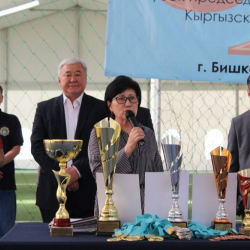Сүрөт - Кыргыз Республикасынын Жогорку сотунун Төрайымынын кубогуна арналган  кичи -футбол мелдеши өттү