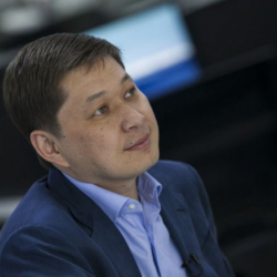 ШОК: Сапар Исаковду премьер-министрликтен ким кетирген?