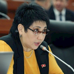 Кодуранова эмнеге таң калды?                                      