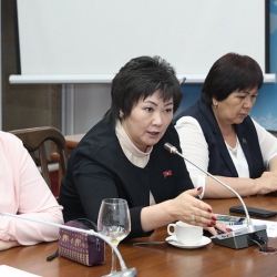 Аймактардын экономикалык өнүгүшү айым депутаттардын катышуусу менен талкууланат