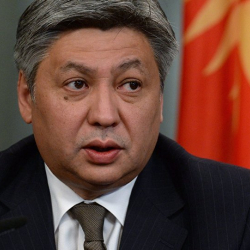 Тышкы иштер министри Эрлан Абдылдаевге оңтойсуз суроолор…