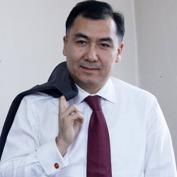 Равшан Жээнбеков, экс-депутат: “КСДП Атамбаевдин жеке менчик партиясы”