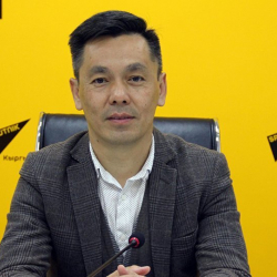 Бишкектин вице-мэри Эркинбек Исаков кандидаттык диссертациясын уурдап көчүрүп жазгандыгы белгилүү болду