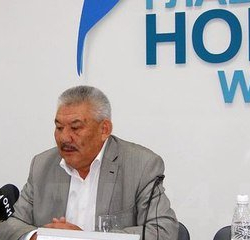 Азимбек Бекназаров түшүнөн чоочуган го!