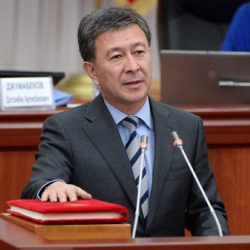 Өрттөнүп кеткен май станция Шадиевдики...