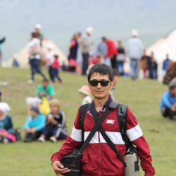 Уланбек Эгизбаевдин бутундагы тактар экспертизадан өткөрүлүп жатат