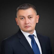 "Пирматов маселесин акча менен чечип алат"