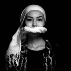 Биздин ѳлкѳдѳ аялга болгон мамиле коркутат, француздарда «аялды издегиле» десе, кыргыздарда «аялды айыптагыла» дешет