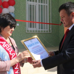 ФОТО - Чаткалский районный суд обрел новое здание