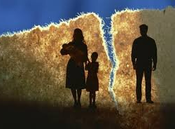 Жолдошум Алтынбек Курманалиев бир сом алимент төлөбөй туруп, 17 жылдан кийин үй талашты