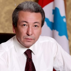 Света Тойгонбаева, төлгөчү: “Мадумаров тушоосун кестирсе ал багынтчу ийгиликтер көп болуп, зоболосу көтөрүлөт”