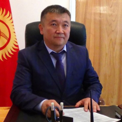 Мэр Данияр Арпачиев премьер Абулгазиевге таянабы?