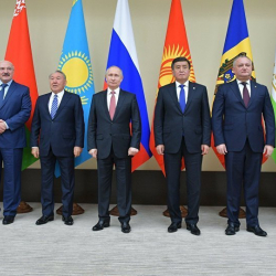 Доор алкагында- президенттер ишмердиги