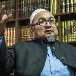 Молдолор эми экономикалык чарба иштерин тескеп баштадыбы?