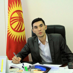 Данияр Абдыбеков, РАЖ мүчөсү: "Президент айкөлдүк кылып иш алып барганы байкалууда"