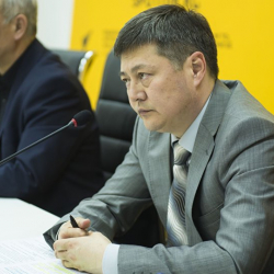 Руслан Акматов контрабандачылар менен команда түзүп алганбы?