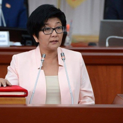 Көптөн күттүргөн Таалайкүл Исакунова кызматынан кетти