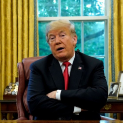 Трамп: Путиндин киши өлтүрүүлөргө тиешеси болушу "мүмкүн"