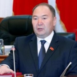 ВИДЕО: Бишкектеги кытайлар көпкөндө "Я депутату позвоню"..