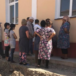 Ташкентте Мирзиеевдин жаңы резиденциясынын жолу үчүн үйлөр бузулууда